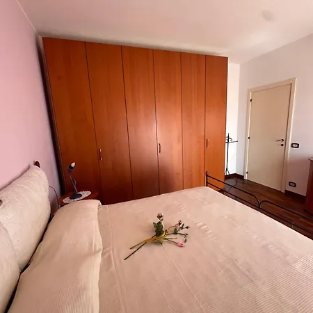 La Genesa - Soggiorni Le Grotte Camerano