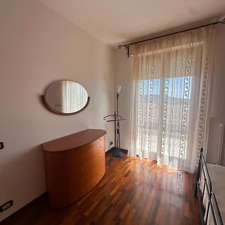 La Genesa - Le Grotte And Apartment *